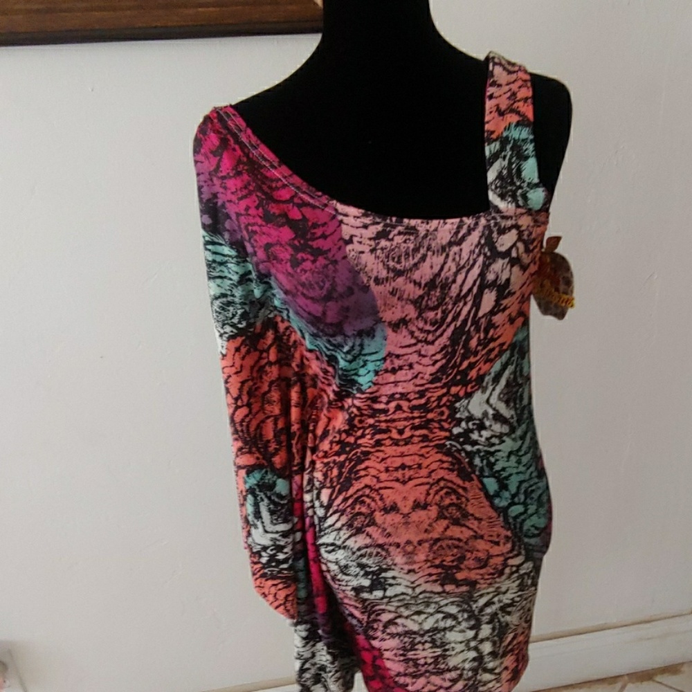 Apple Bottom top size large